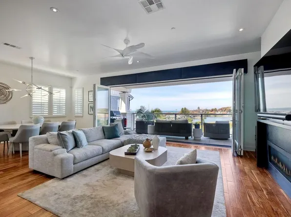 2329 Ocean St, Carlsbad, CA 92008