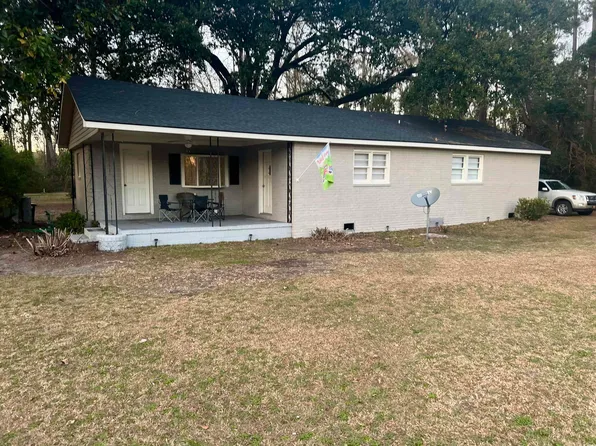 2837 Kentyre Rd., Hamer, SC 29547