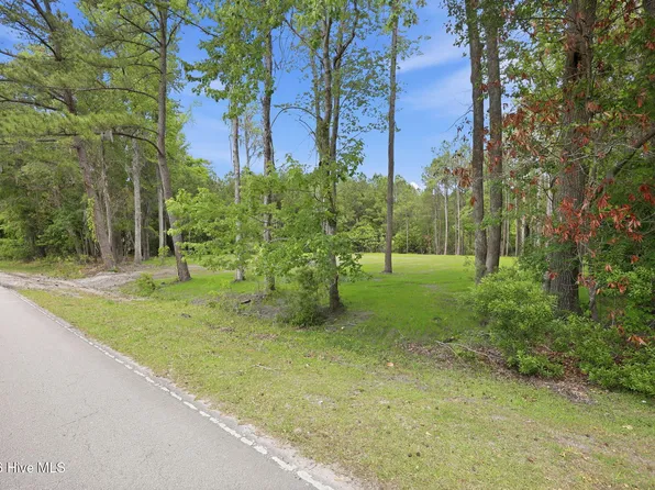 161 Trent Shores Drive, New Bern, NC 28562
