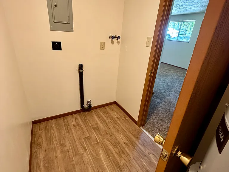 37 Foxglove Dr #3 — Photo 5