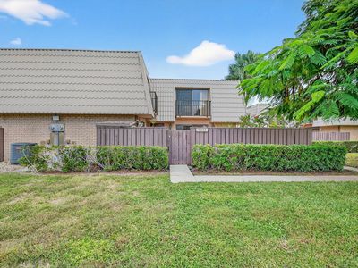 5033 50 Way, West Palm Beach, FL, 33409