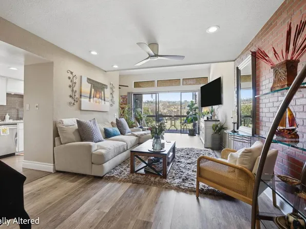 2564 Navarra Dr Unit 213, Carlsbad, CA 92009