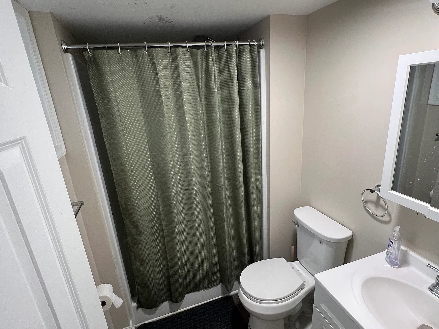 36th Ave, College Park — Photo 4