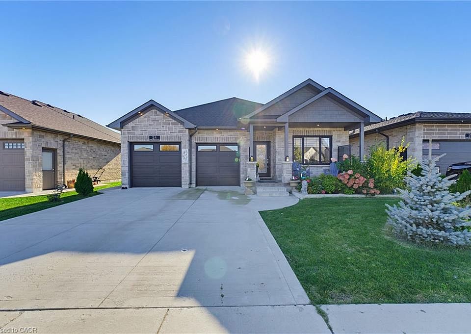 1st image of 24 Winchester Cres