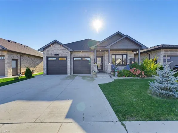 24 Winchester Cres, North Perth, ON N4W 0J8