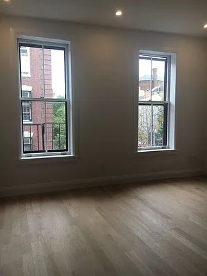 Rented by Grand & Co. | media 39