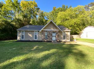 4390 Winding Hill Dr, Memphis, TN 38128