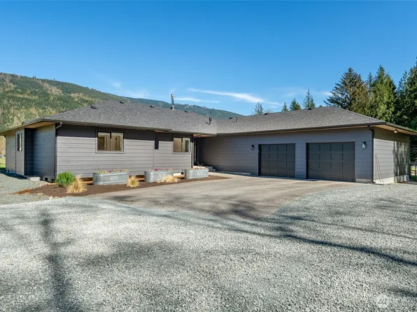 23850 Terrell Lane #A & B, Sedro Woolley, WA 98284