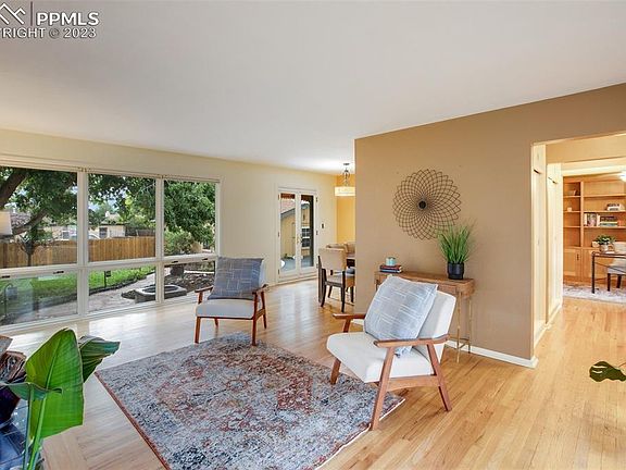 3rd image of 3222 Gladiola Dr