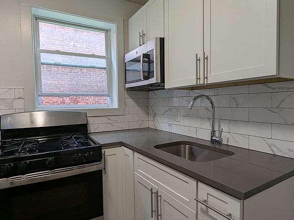 2nd image of 20 Seidler St #1E