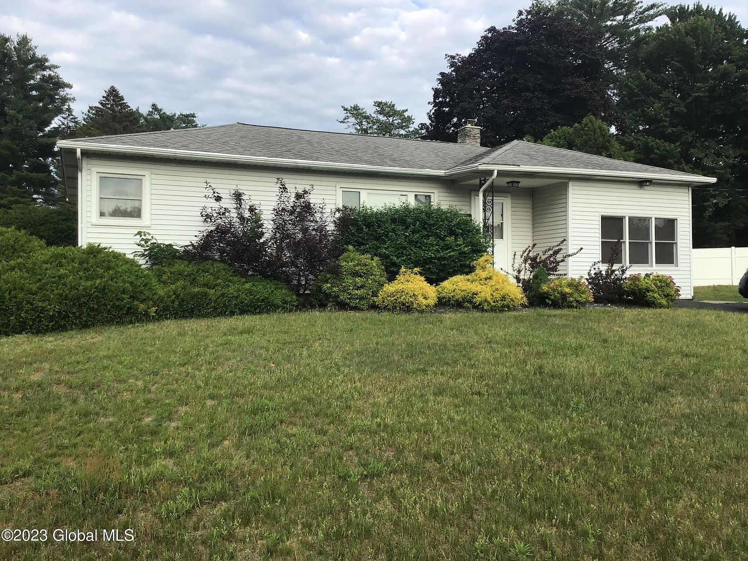 12 Pauline Avenue, Albany, NY 12203 Zillow