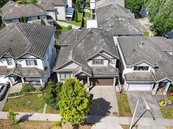 13791 62nd Ave, Surrey, BC V3X 2J6