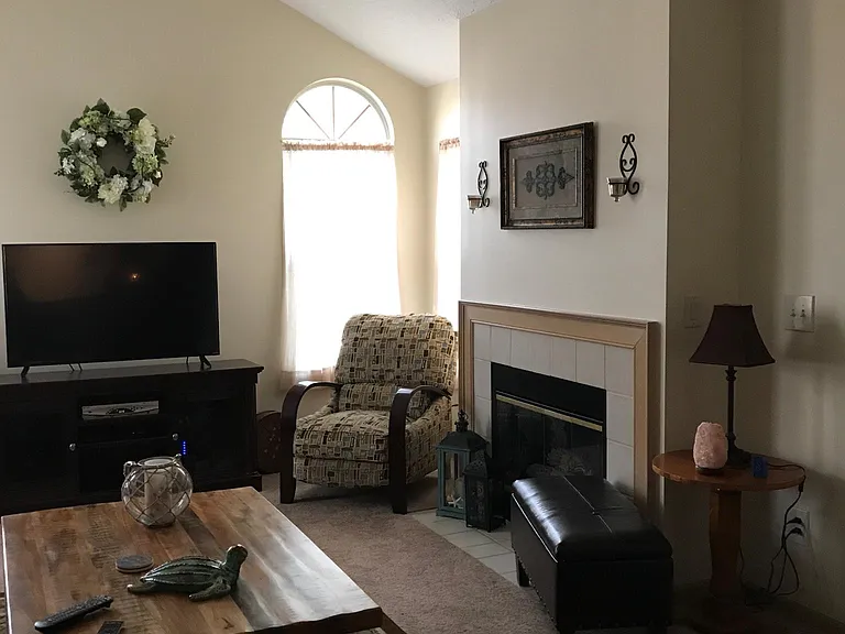 82 Stonegate Cir — Photo 5