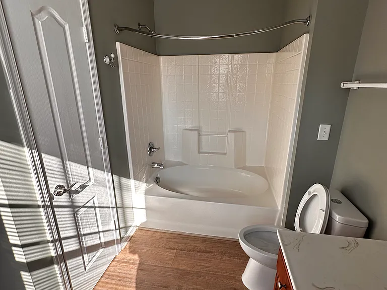 932 Southmoor Dr #206 — Photo 10