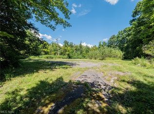 7466 Dines Rd, Novelty, OH 44072