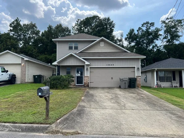 10649 Senegal Dr, Pensacola, FL 32534
