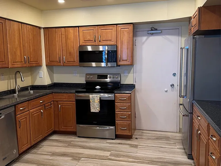 3550 Galt Ocean Dr #1803 — Photo 11