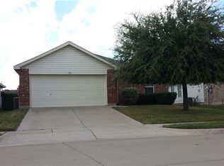 1121 Day Dream Dr, Haslet, TX 76052