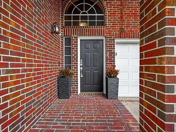 3rd image of 12206 Paddock Way