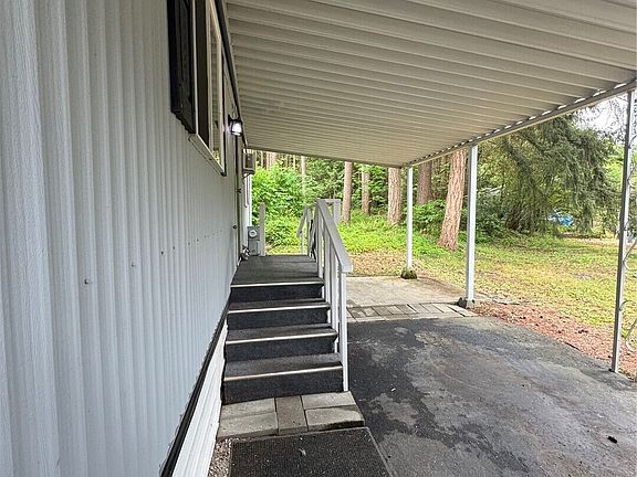 4th image of 11520 125th Street Ct E #144