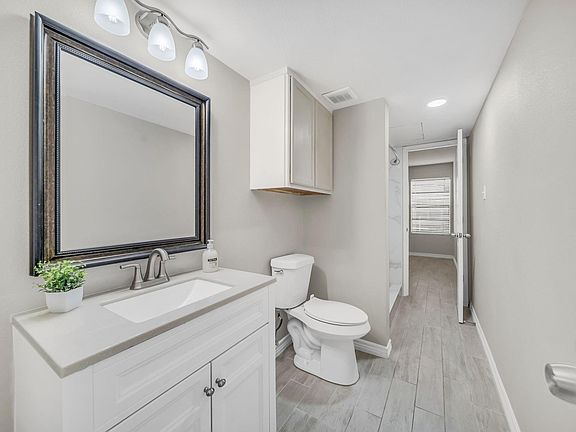 4th image of 12900 Walden Rd APT 505