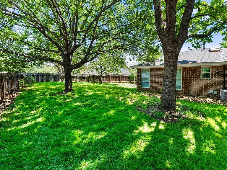 2408 Shiloh Dr — Photo 5