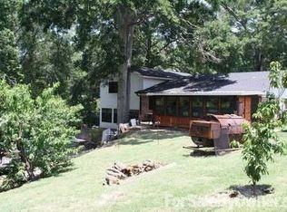 4625 Surratt Rd, Longview, TX 75604