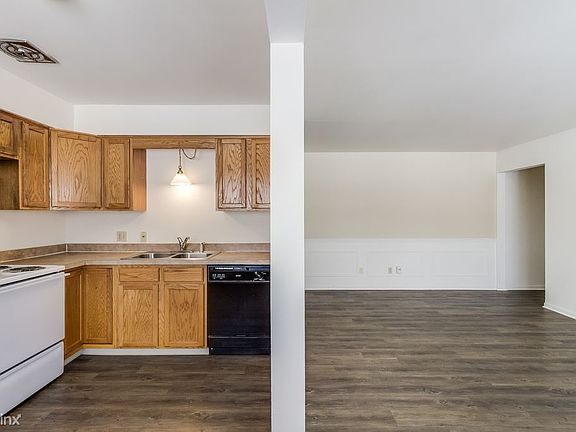 Kitchen / Living Room