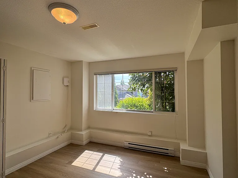 2955 Blackbear Ct — Photo 2