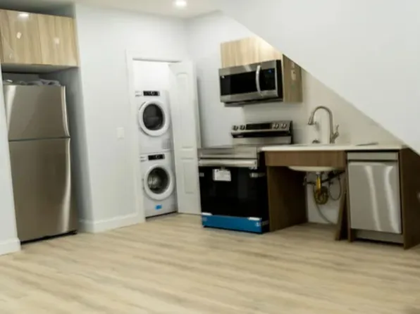 29 N Elliott Pl, Brooklyn, NY 11205