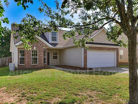 3rd image of 812 Oshields Ct