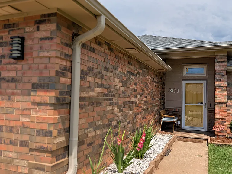 301 S Abbey Ln — Photo 45