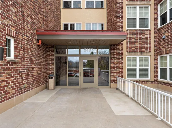 2407 39th Ave NE Unit 209, Saint Anthony, MN 55421