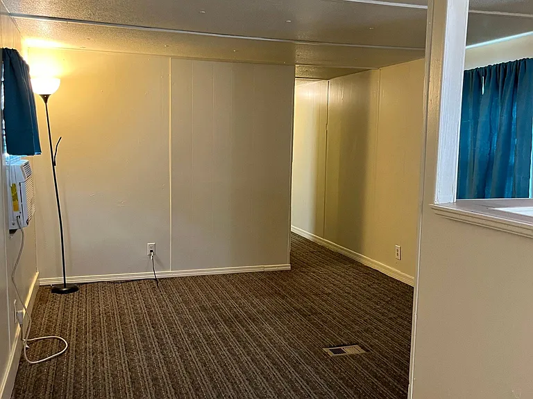 441 Easy St #4 — Photo 2