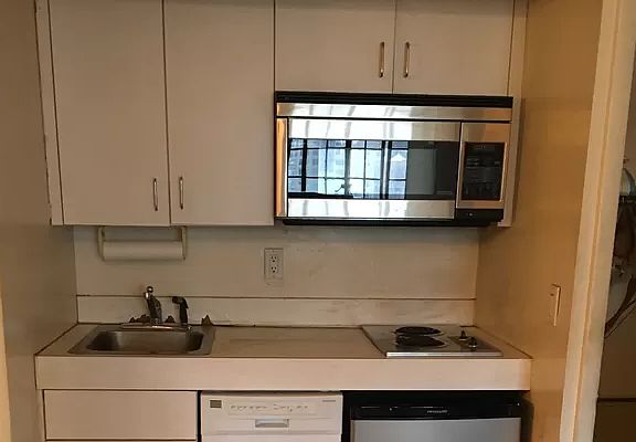 5th image of 5 Tudor City Pl APT 2107