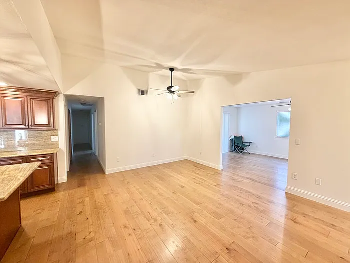 4 bed, 2.0 bath, 1690 sqft, $2,800 — Photo 3
