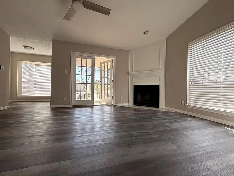 2220 Bering Dr #12 — Photo 7