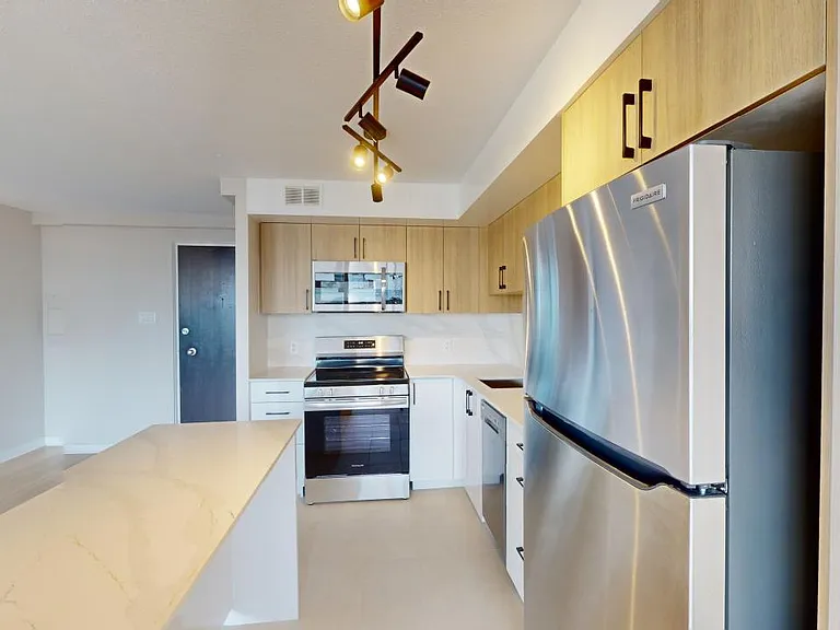 173 Cooper St — Photo 16
