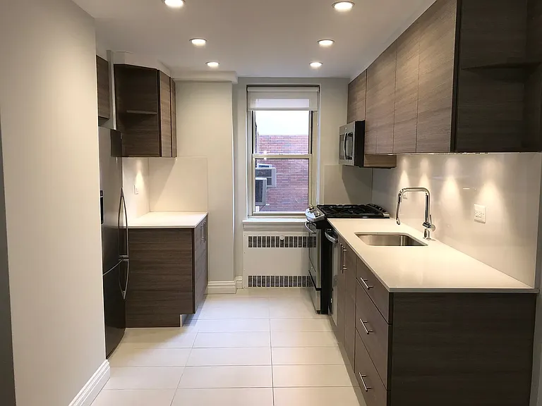 41 Park Ave #7H — Photo 1