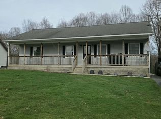 375 Deer Creek Cir, Nettie, WV 26681