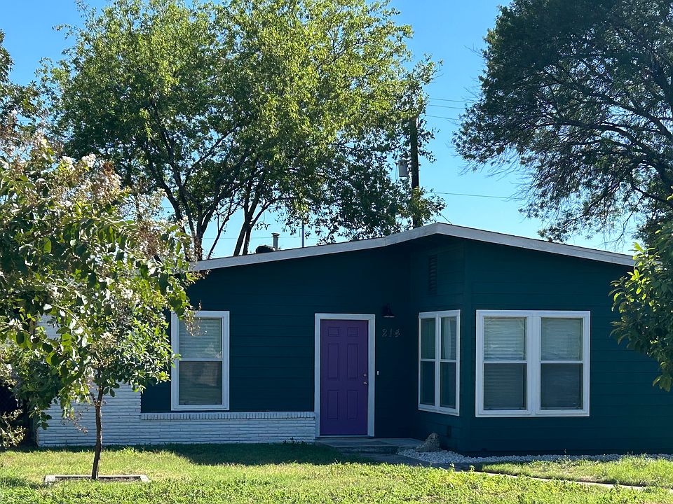 1st image of 214 Lakeshore Dr