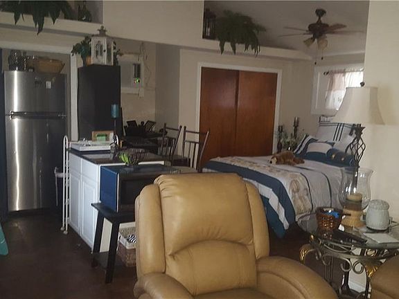 5th image of 266 Meadow Lake Dr #1