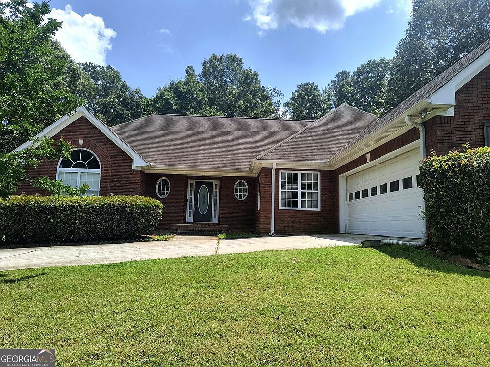 1st image of 125 Clear Spring Ln
