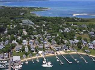 80 Peases Point Way N, Edgartown, MA 02539