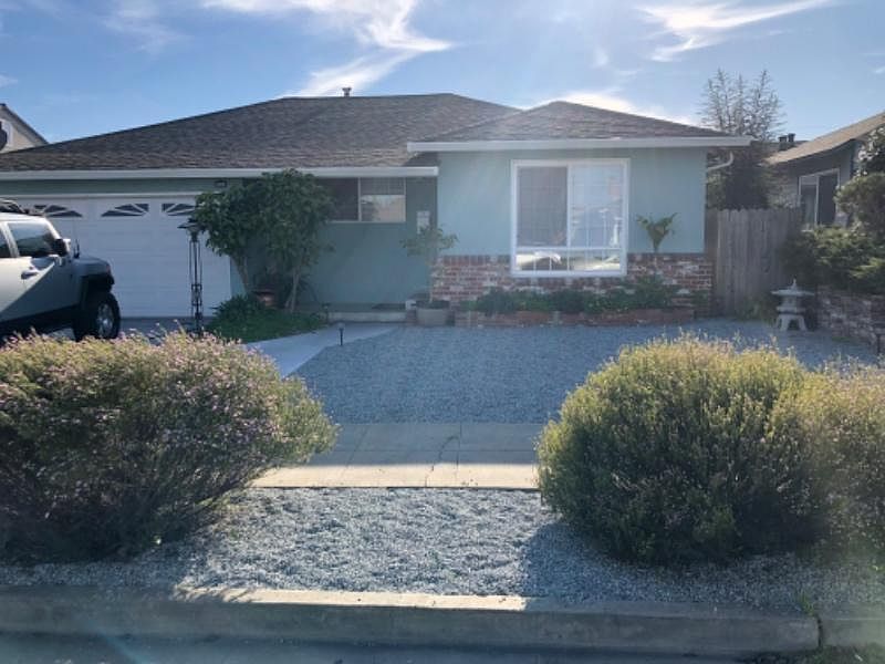 1st image of 3621 Carrillo Dr