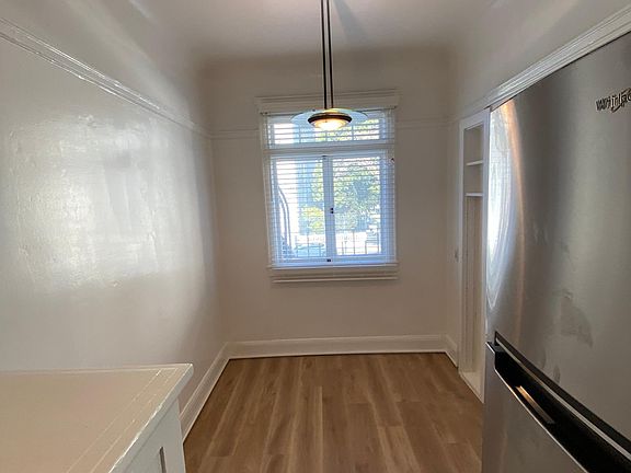 Kitchen area has room for Dining room table for 4 or 5