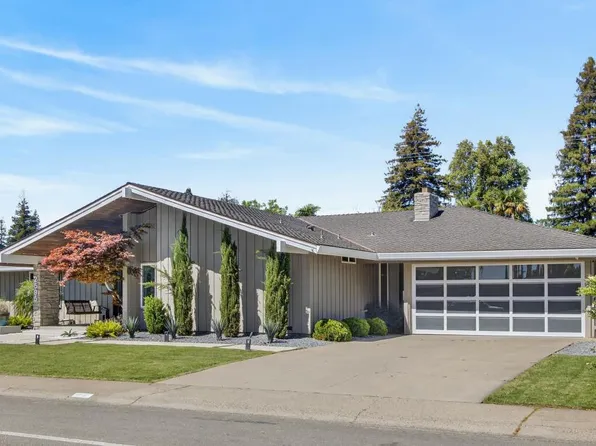 2595 American River Dr, Sacramento, CA 95864