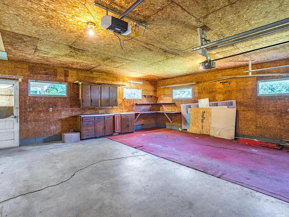 16th image of 5161 REDDIN ROAD