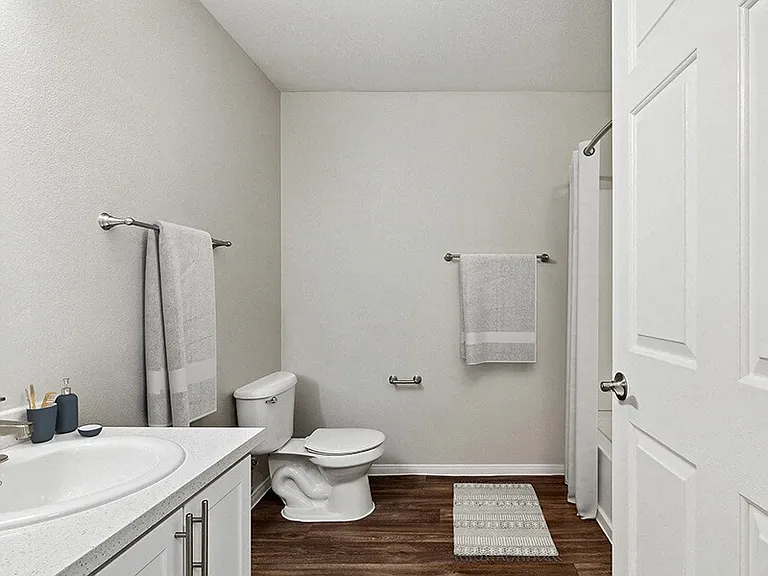 Loma Vista — Photo 19
