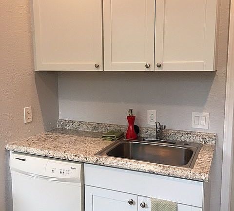 kitchen floor 2